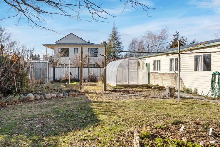 20 Godley Street Twizel_21