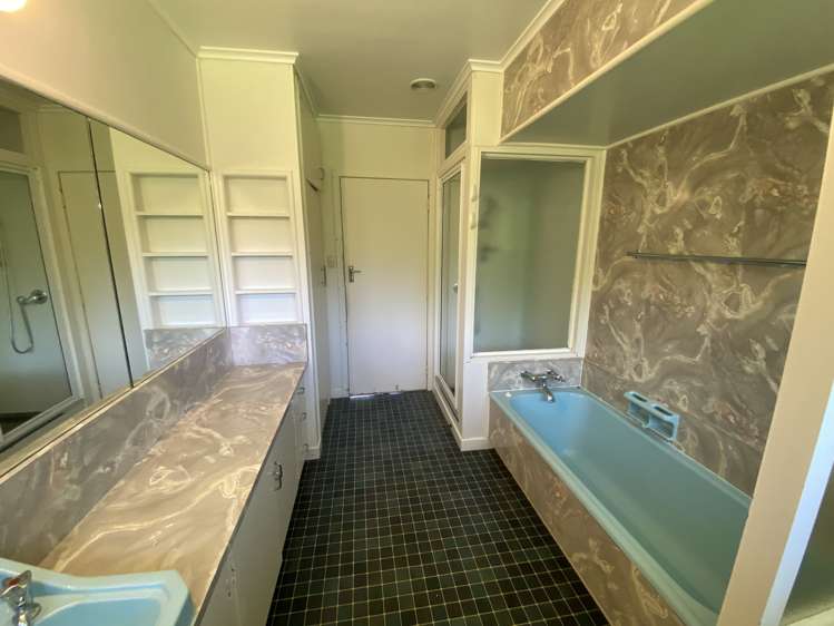 25 Highland Avenue Titirangi_10