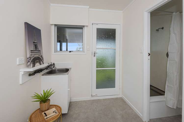 50 Punga Grove Avenue Riverside_16