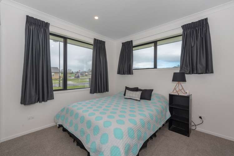 18 West Thompson Street Leamington_15