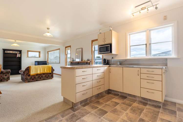11 Aberdeen Avenue Takaro_9