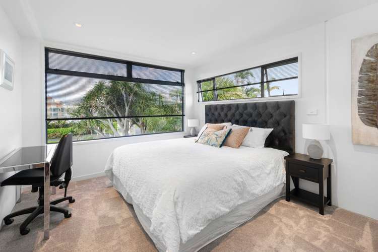 26 Rue Damarres Gulf Harbour_24