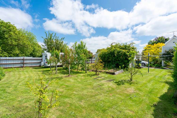 251 Union Street Milton_18