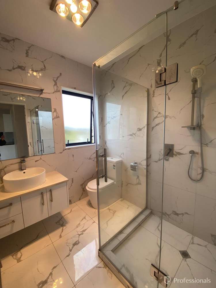 6 Barnesmore Road Flat Bush_8
