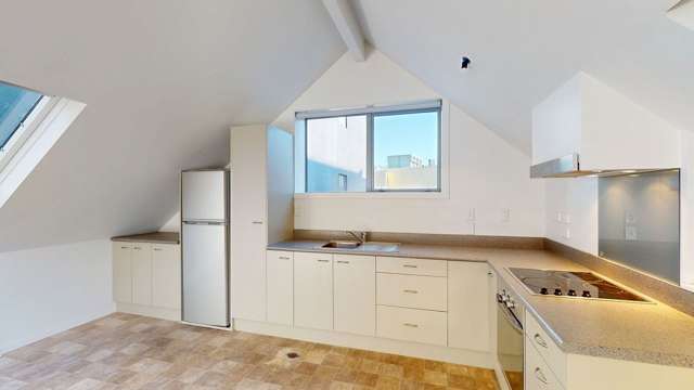 13a Tory Street 2185_4