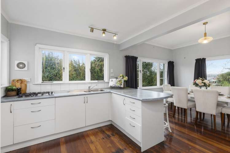 41 KITCHENER ROAD Waiuku_1