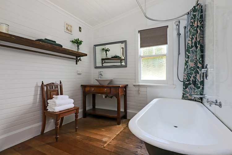 215 Grove Road Mayfair_16