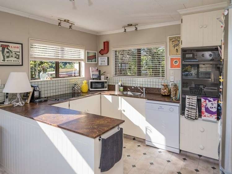 5 Waterhouse Street Enner Glynn_8