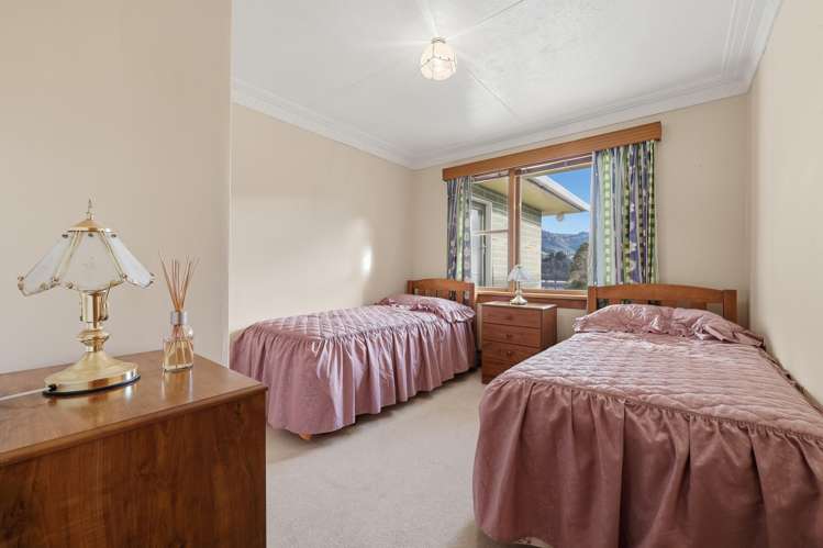 97A Wickliffe Terrace Port Chalmers_18