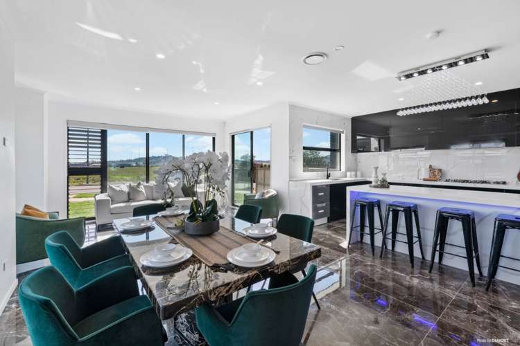 13 Hakinakina Drive Flat Bush_5