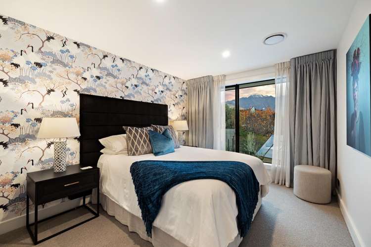 9 Suburb Street Queenstown_13