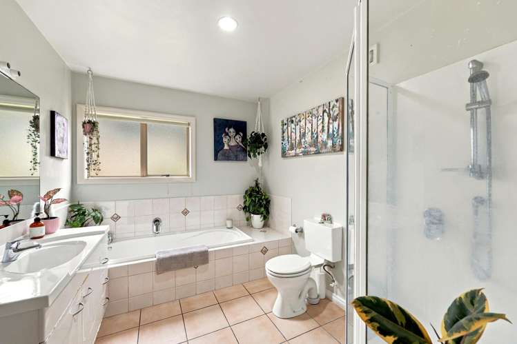 6 Coralsea Way Arkles Bay_12