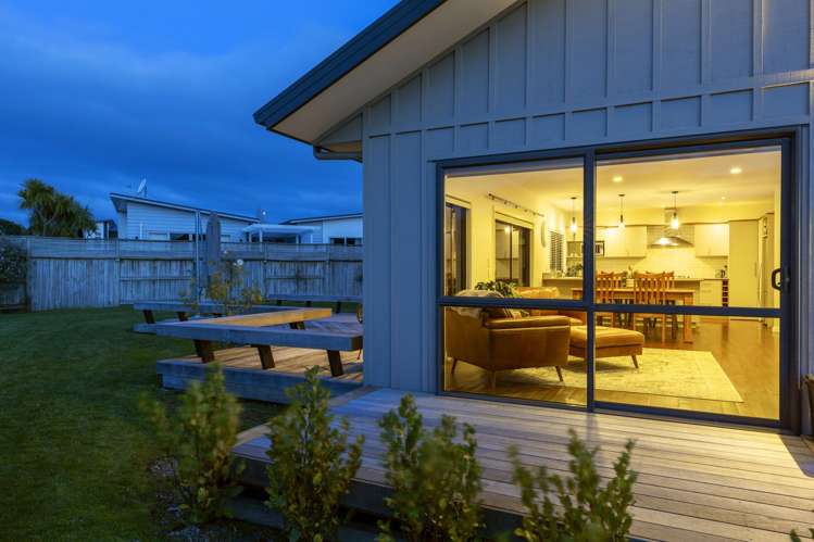 8 Ernest Kemp Rise Wharewaka_8