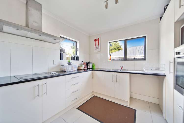 33a Graeme Avenue Mangere East_4