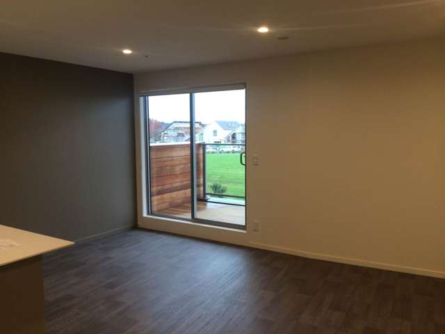 104d/160 Hobsonville Point Road Hobsonville_3