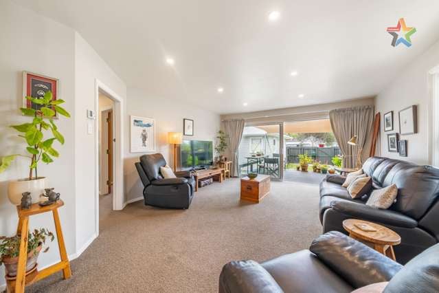 45 Poole Crescent Wainuiomata_1