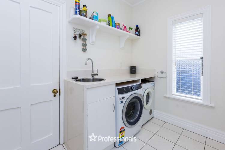 337 Fergusson Drive Heretaunga_12