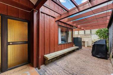 27 Oaktree Avenue_2