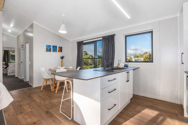 48 Whanake Street Tītahi Bay_8