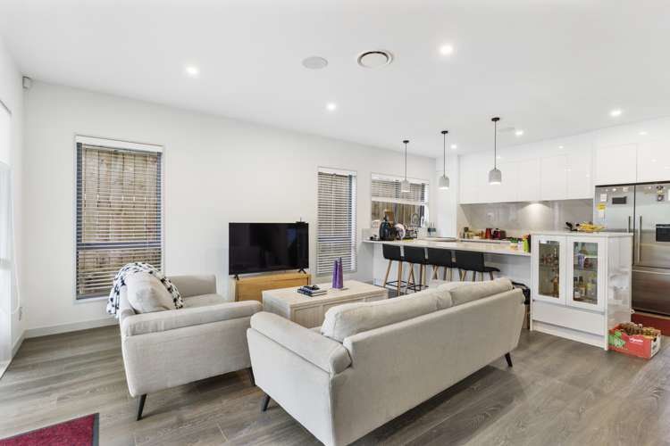 36 Hangahai Road Flat Bush_17