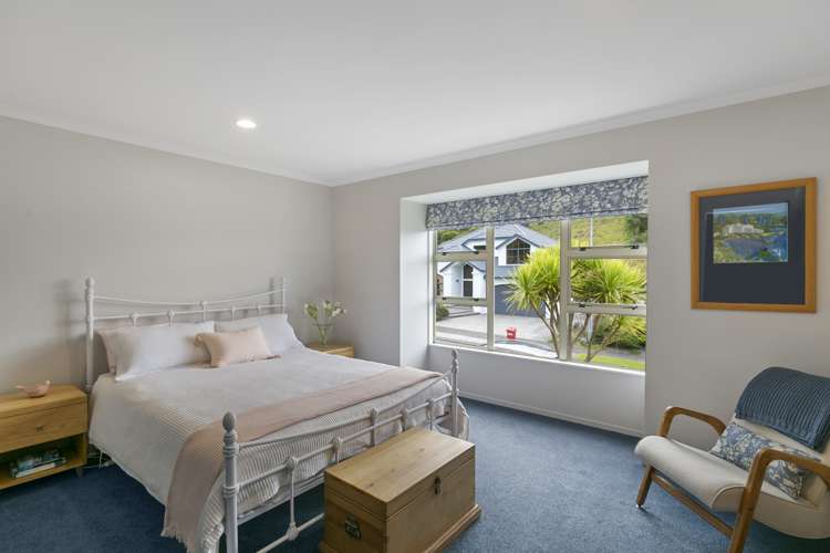 5 Forsyth Grove Brooklyn_9