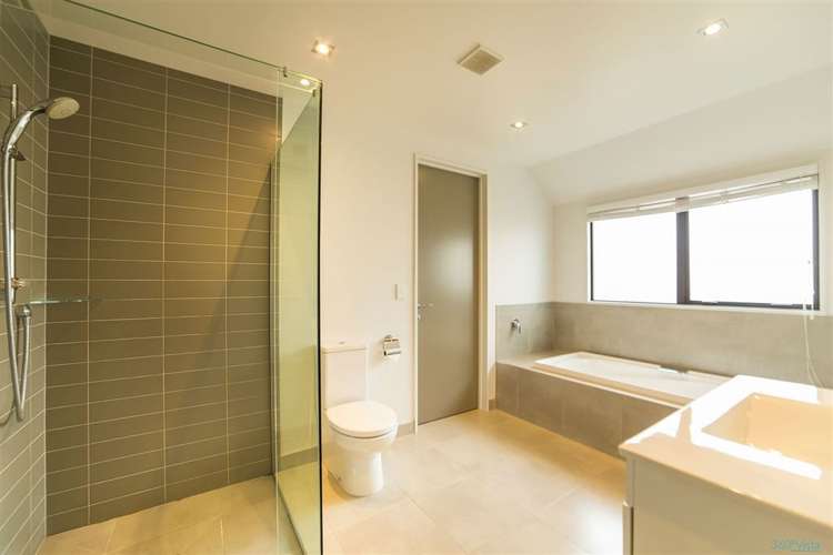 6 Kinross Lane Jacks Point_13