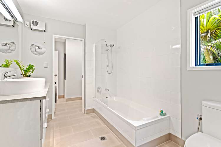 56 Wood Bay Road Titirangi_17