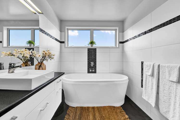 14 Shearer Drive Oakura_23