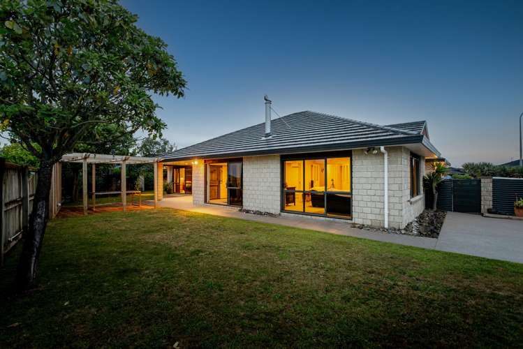 41 Consort Close Paraparaumu Beach_1