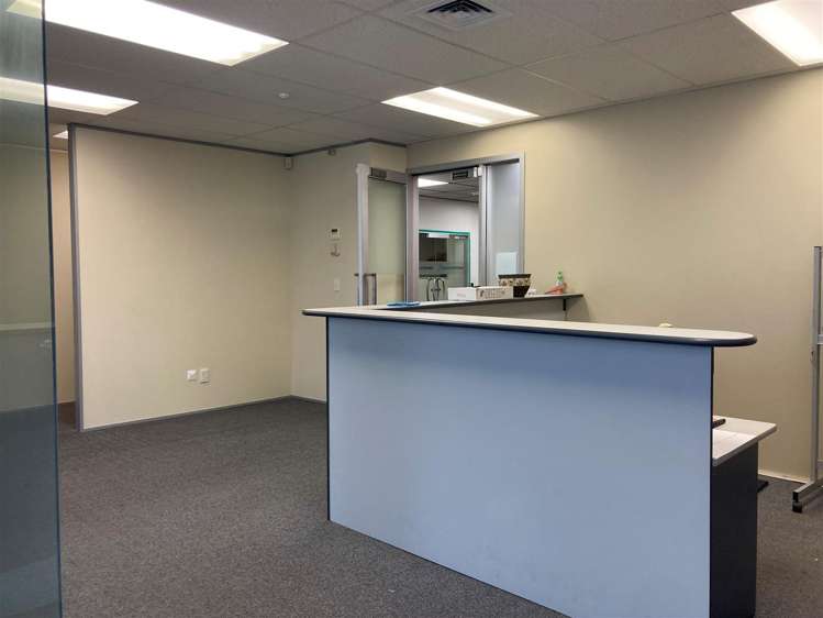 Suite 1. Level 1, 29 Waterloo Road Lower Hutt_4