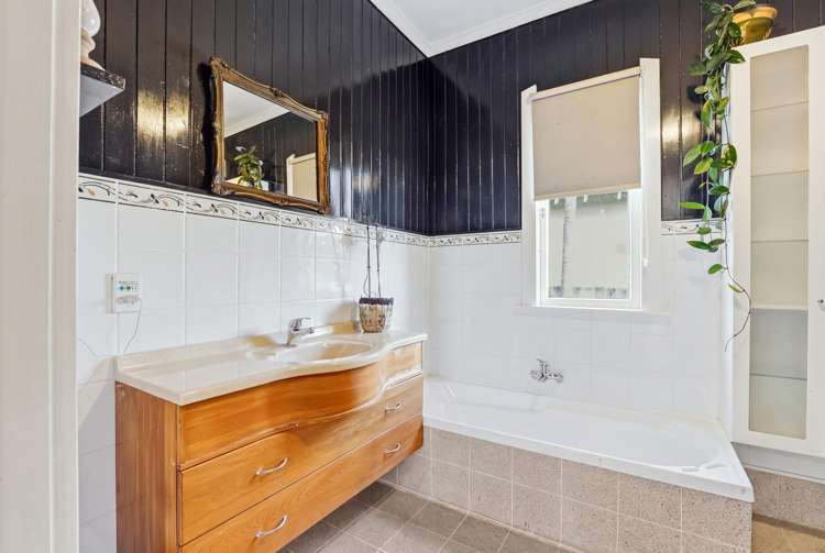 64 Liverpool Street Whanganui Central_17