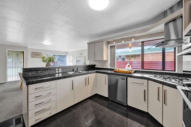 8 Wilson Street Hawera_4