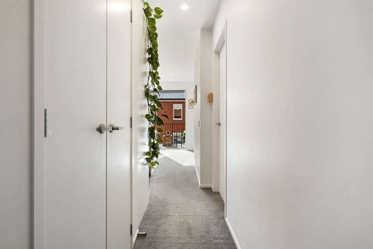 302/1a Soljak Place Mount Albert_21