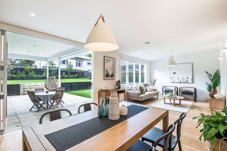 36 Old Lake Road Narrow Neck_8