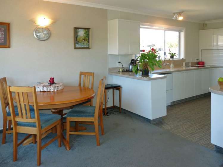 12 Reeves Street Stoke_6