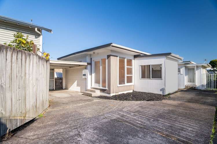 2/8 James Road_0