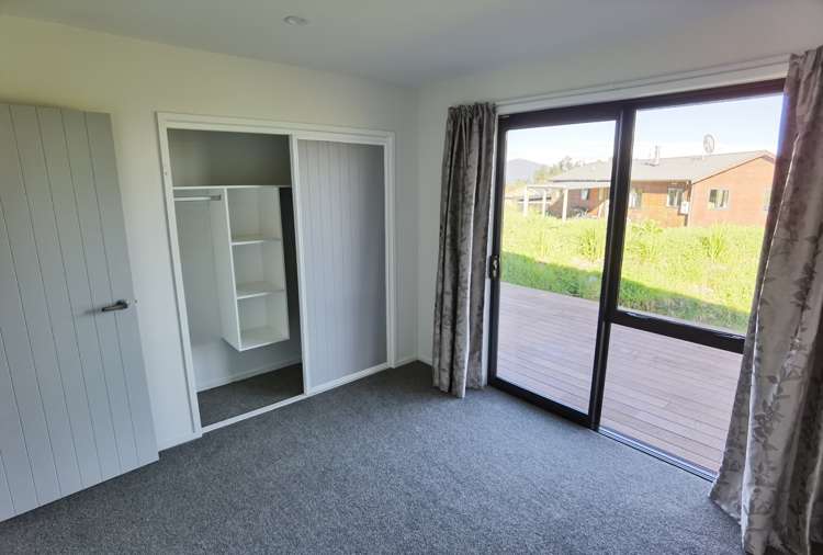 24 Highlander Drive Franz Josef Glacier_12