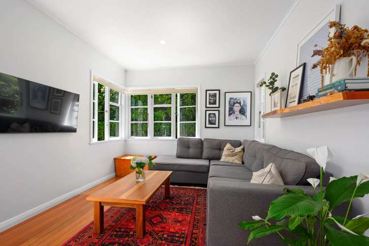 60 Old Lake Road Narrow Neck_31