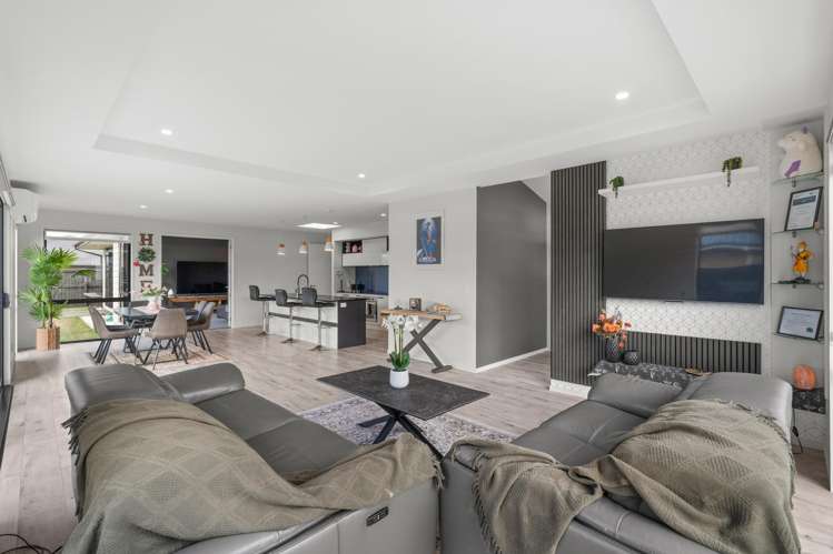 8 Eastonfield Drive_4