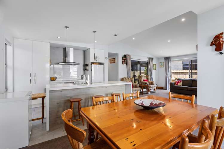 7 Toetoe Street Papamoa_6