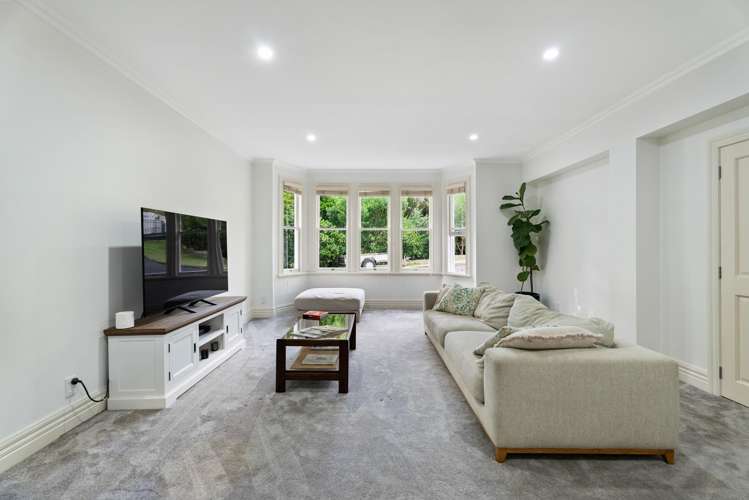 16 Scenic Drive Titirangi_26