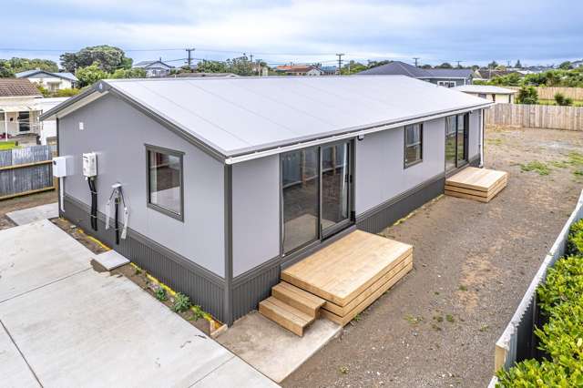 Brand new home by the beach