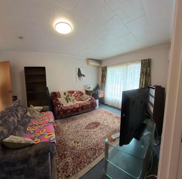 2/69 Golf Road Tāhunanui_2