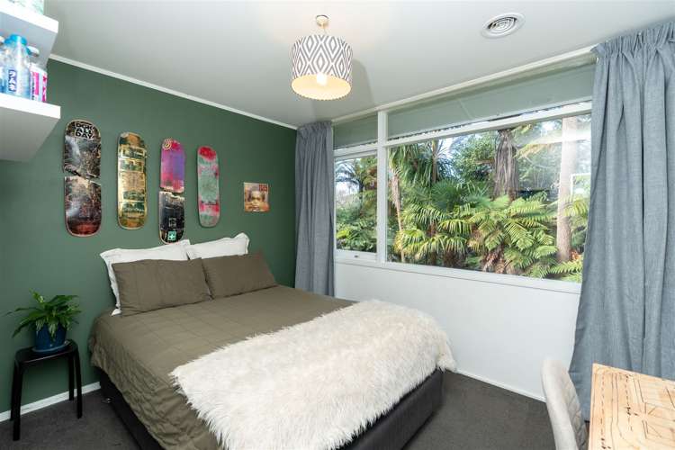 24 Tudor Crescent Chedworth_12