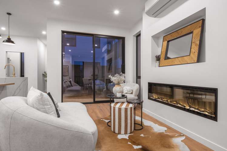 102E Te Oneroa Way Long Bay_1