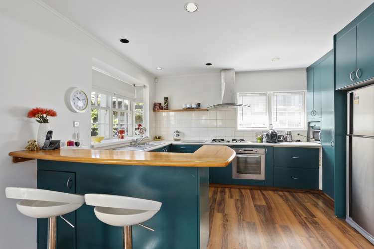151 Golf Road Titirangi_8