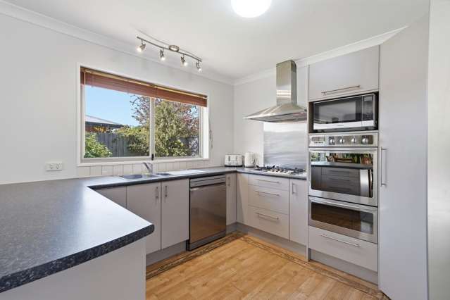 56 Paget Drive Woodend_2