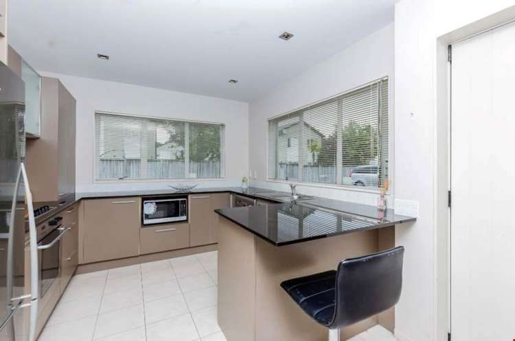 10 Pecan Place Avondale_9