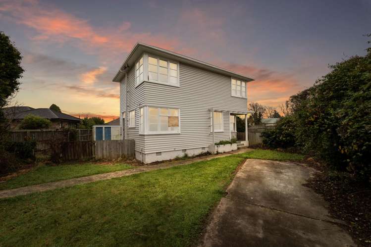 8 Lyall Place Bryndwr_19