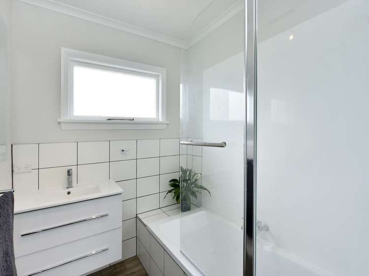 7 Maitland Avenue Stoke_9